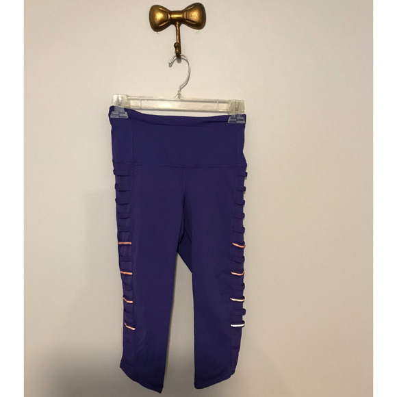 Lululemon Breezy Crop Iris Flower Reflective Leggings - Size 4 - Picture 2 of 13